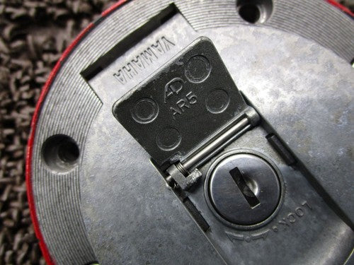 Yamaha FZ400 4YR Top Bridge Stem Main Key Set Used