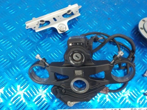 Honda CBR1000RR SC59 Top Bridge Key Set Tank Cap Seat Lock