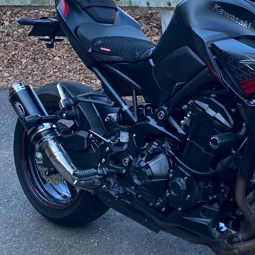HURRIC Slip-On Muffler Kawasaki Z900 2020