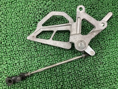 Kawasaki ZX-6R ZX600F Shift Step Holder Left 35011-1552 OEM