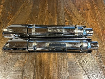 Vance & Hines Twin Slash Slip-On Muffler Harley Softail 07-16