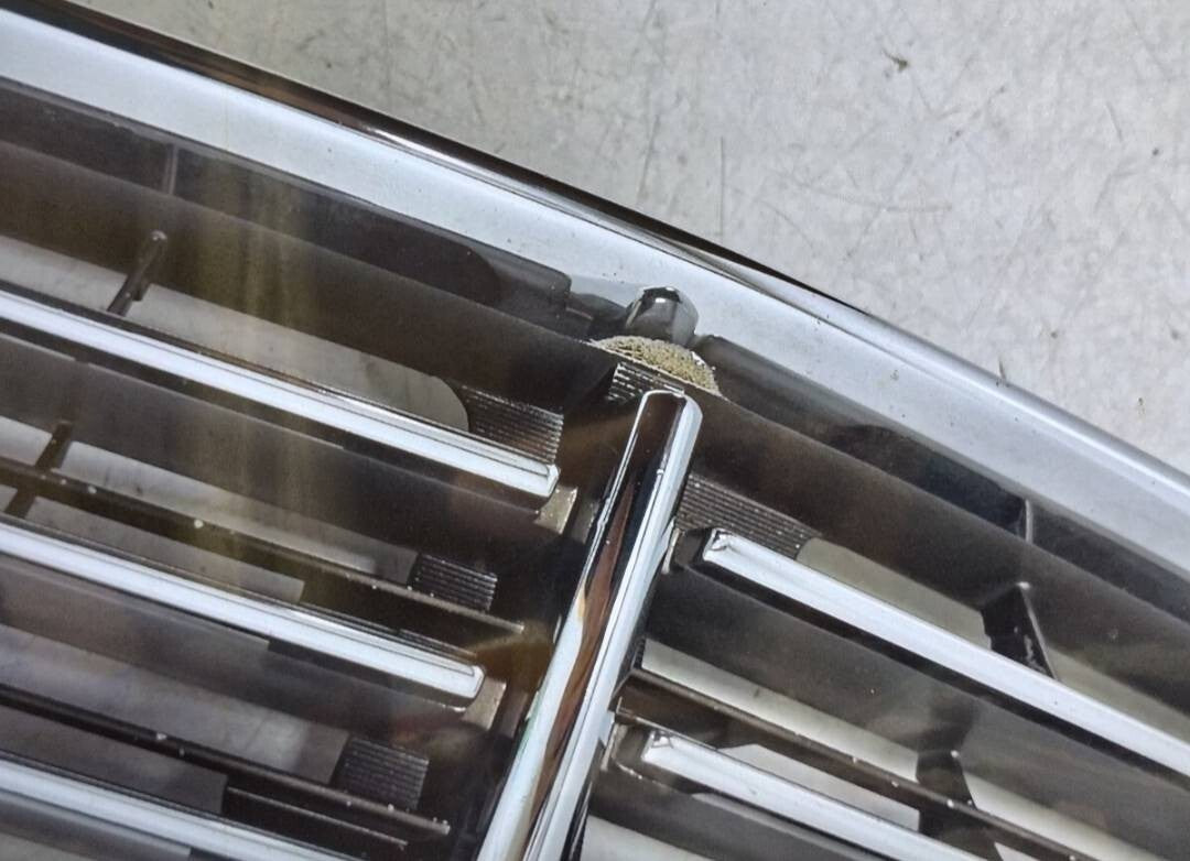 Nissan Y33 CIMA INFINITY Q45 Genuine OEM Option Front Grille JDM
