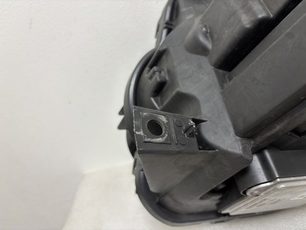 Land Rover Range Rover Vogue L405 LG3SB Right Headlight OEM Genuine
