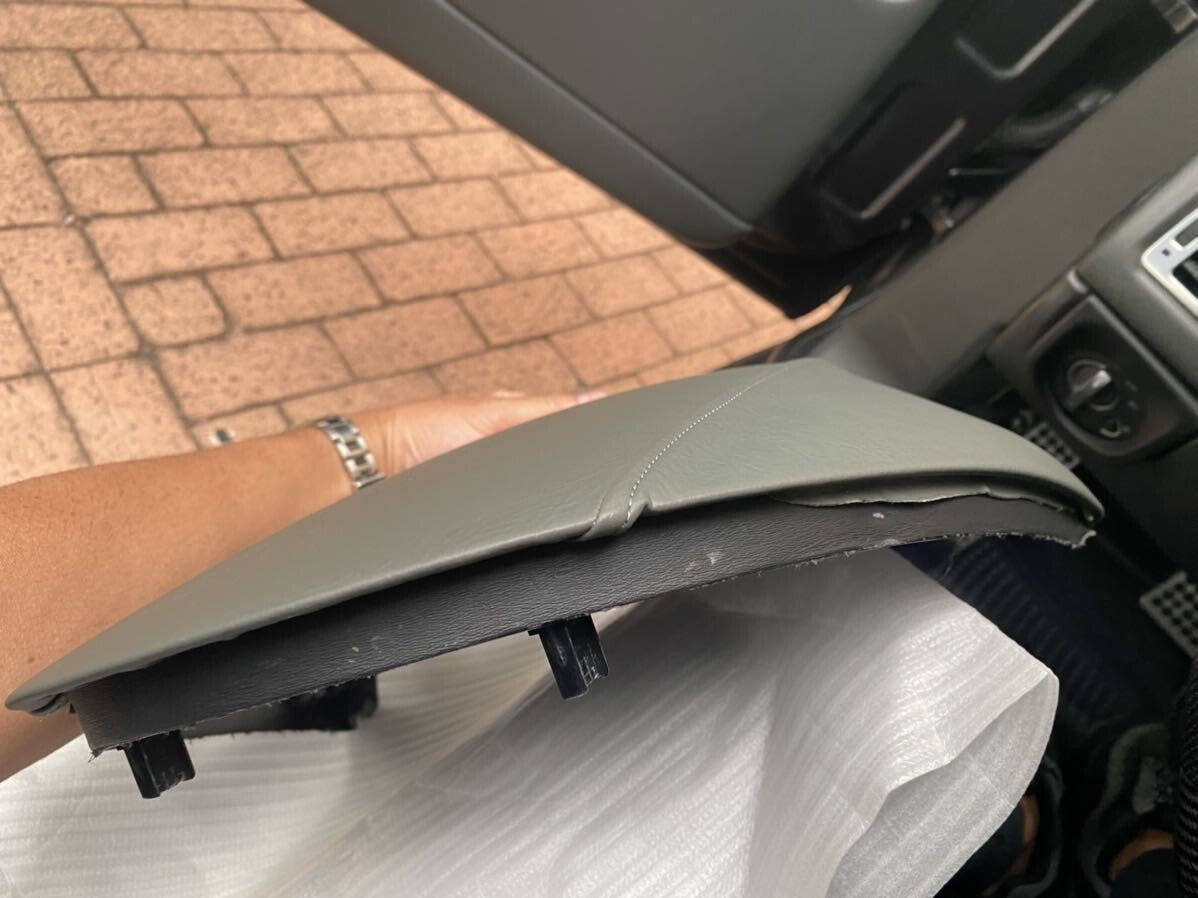 Aston Martin DB9 V8 Vantage Gauge Hood Black Leather