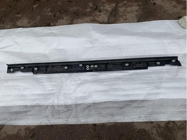 KB7W-51-P50D Mazda 2017-2020 CX-5 Left Rocker Molding Genuine