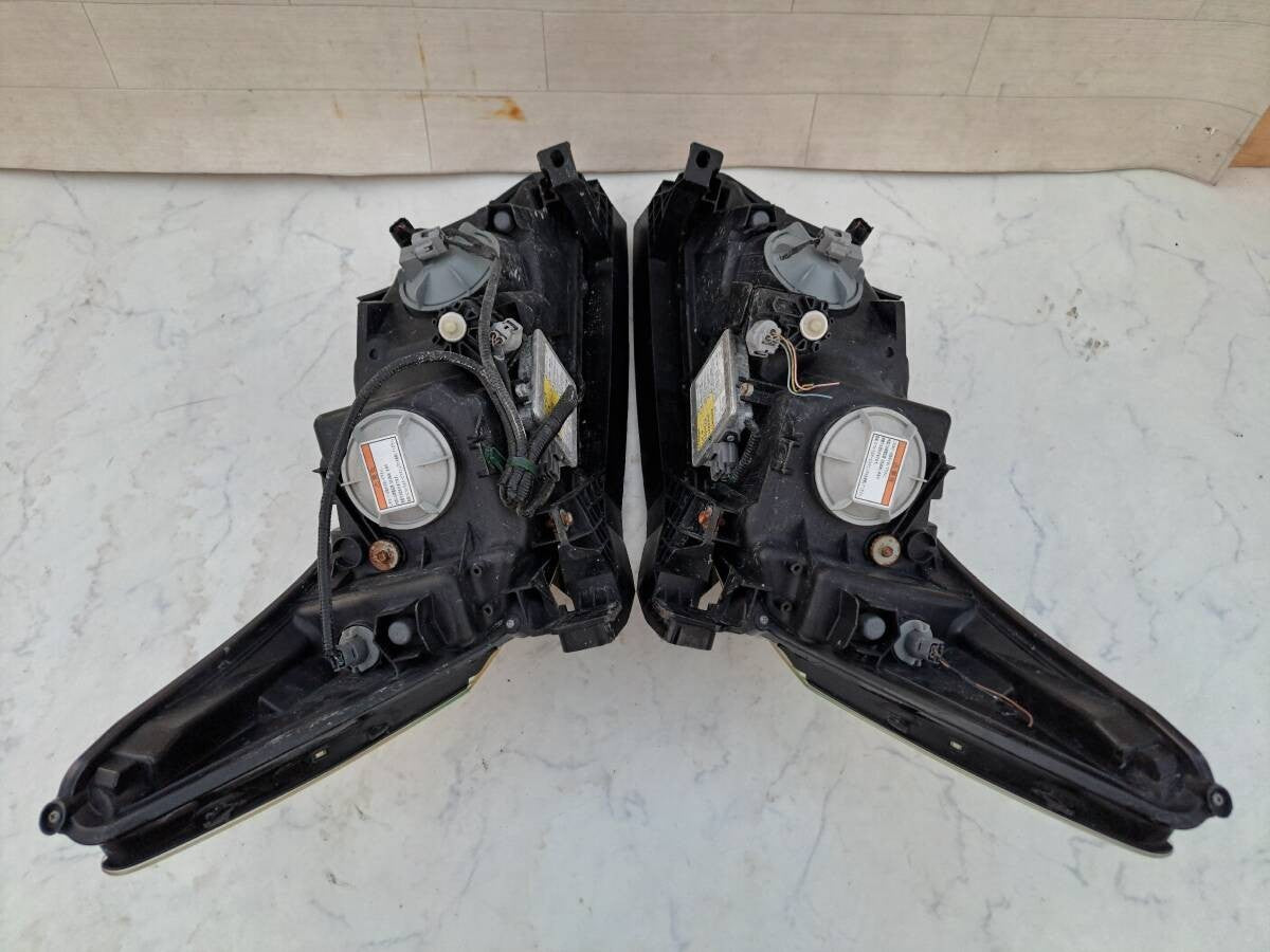 Honda Stream RN6 RN7 RN8 RN9 Early Model Headlight Xenon HID KOITO 100-22652 OEM