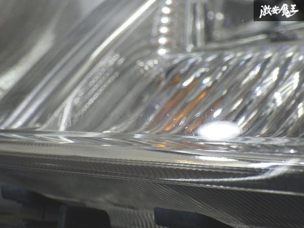 Toyota Crown Royal HCHR-686 GRS200 GRS201 HID Headlight Lights LH RH Set OEM JDM