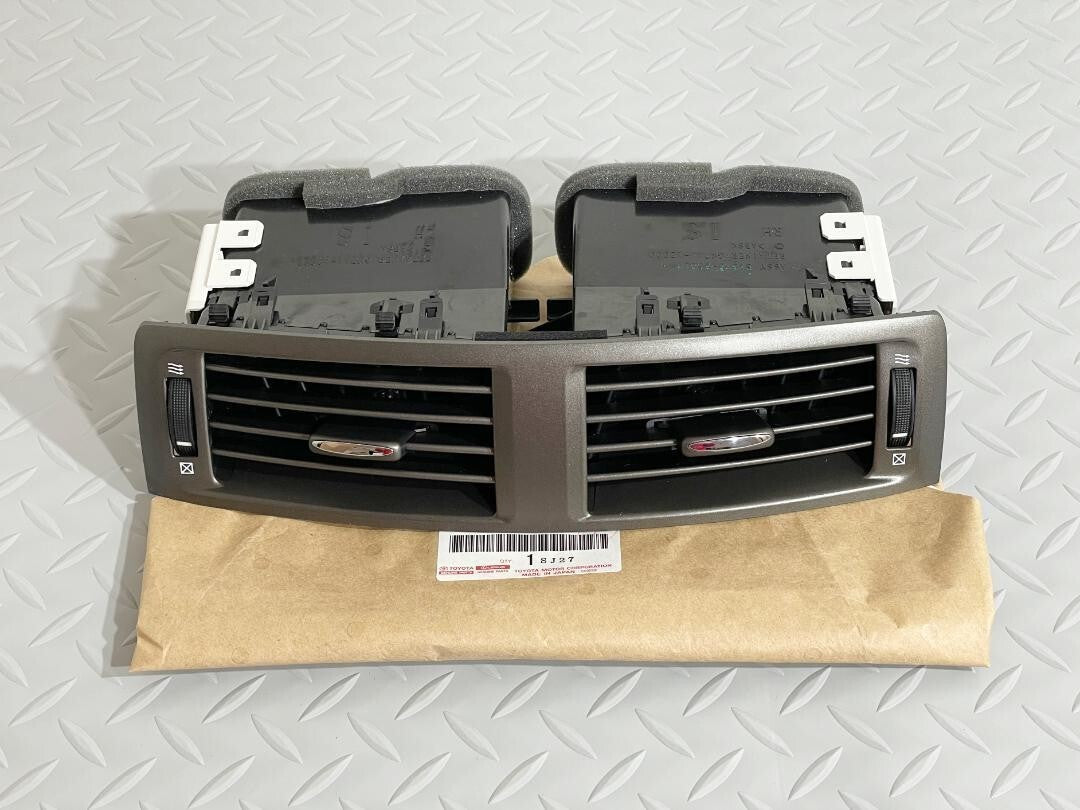 55670-53010 Toyota Lexus Genuine Instrument Panel AC heater air vent IS250 IS350