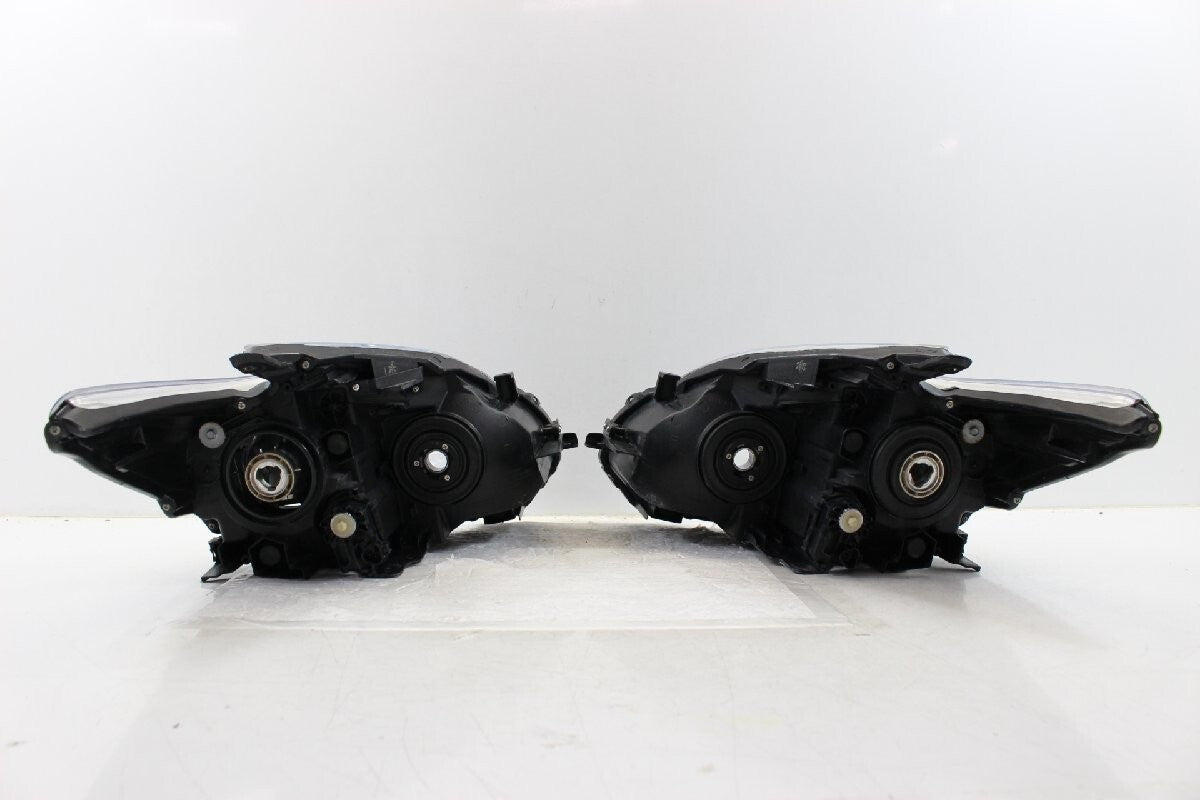 Toyota Prius ZVW30 Early Model Headlight Halogen Koito 47-29