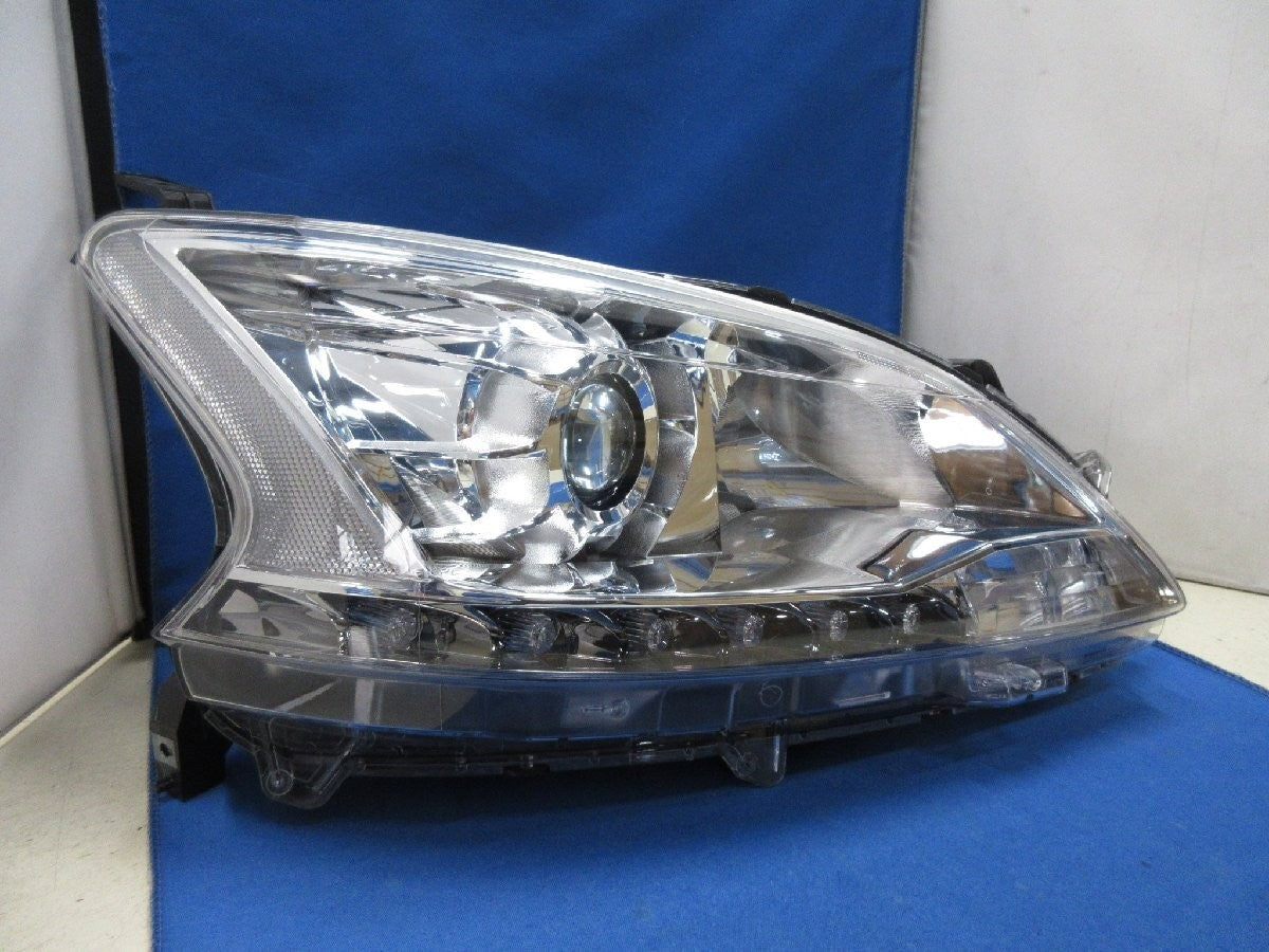 NISSAN Sentra SYLPHY B17 TB17 HID XENON Headlight Lamp Right JDM OEM Used