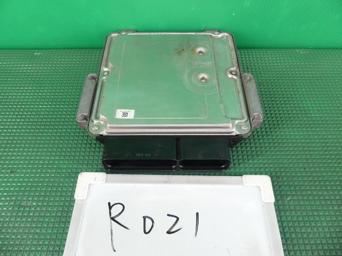 Mitsubishi FUSO Canter ECU Engine Computer MK667731 Genuine OEM JDM