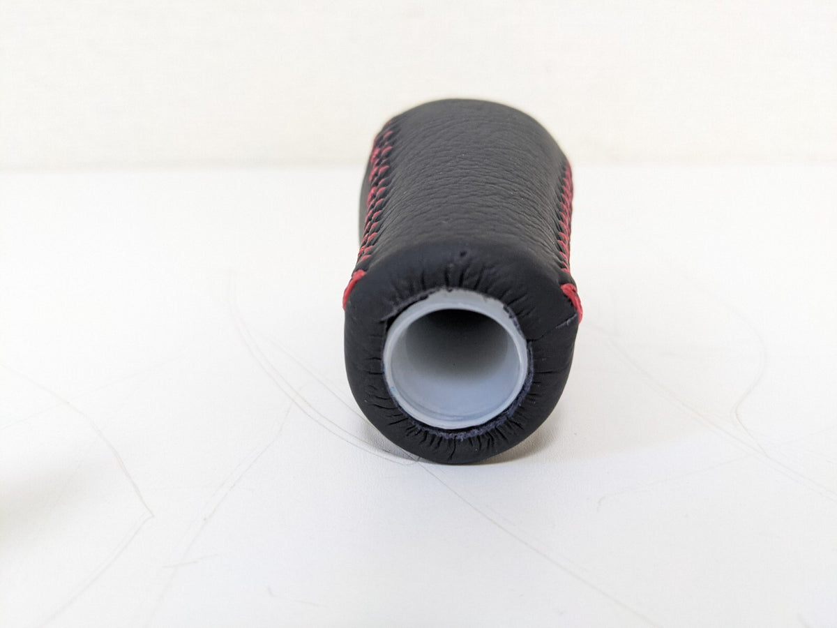 R504-17-520-00 MAZDA RX-7 FD3S SPIRIT-R GENUINE RED STITCH SHIFT KNOB OEM JDM