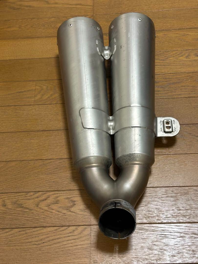 AKRAPOVIC Normal Muffler for BMW R nineT Genuine