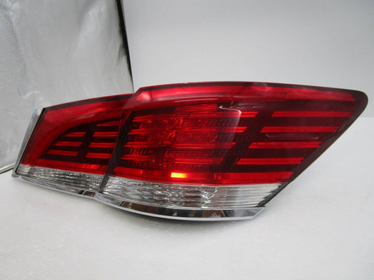 Toyota Crown Royal AWS210 GRS210 2015-2018 Right Tail Lights LED Rear Lamps OEM
