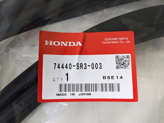 GENUINE HONDA CIVIC EG4 WEATHERSTRIP TAIL GATE 74440-SR3-003