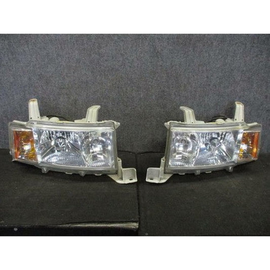 [USED] Toyota bB NCP30 35 Headlights Lamps Left Right Set