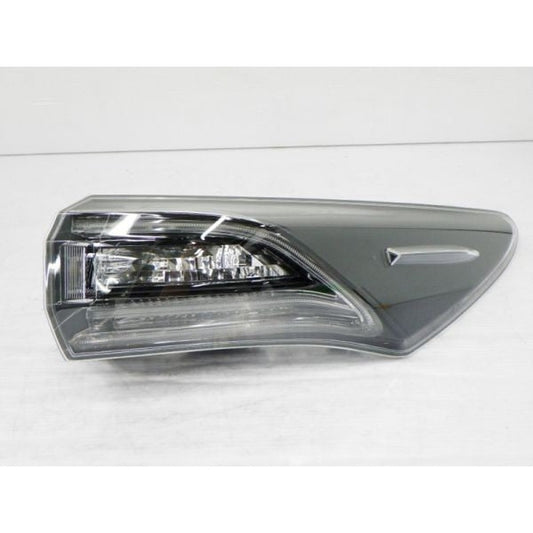 [USED] Toyota Harrier 60 Series Early Model Right Outer Tail Light Lamp Genuine OEM JDM