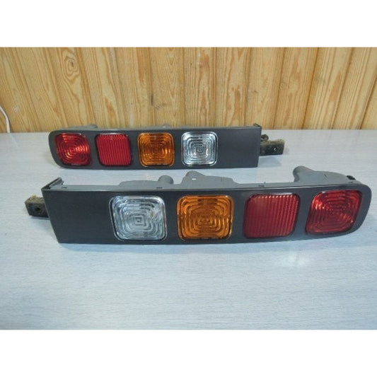 [USED] Nissan Cube BZ11 2002-2004 Tail Light Lamp ICHIKOH 4965 Genuine OEM JDM