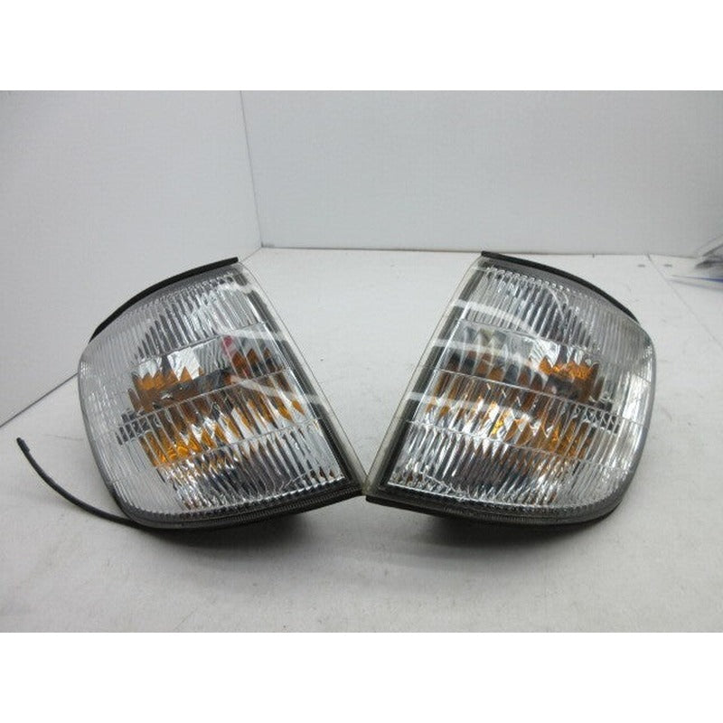 [USED] Subaru Forester SF5 SF9 1997-2002 Corner Indicator Light Lamp Genuine OEM JDM
