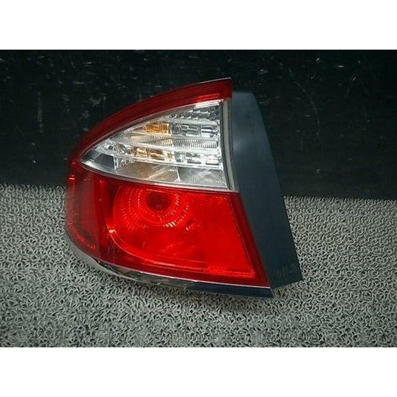 [USED] Subaru Legacy BL5 Tail Lights Lamps Left 220-20960