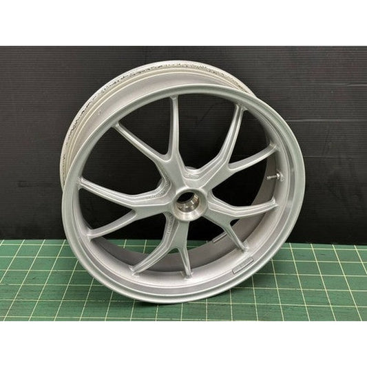 [USED] Ducati M1100 Genuine OEM Aluminum Rear Wheel 5.50x17 50211331AS