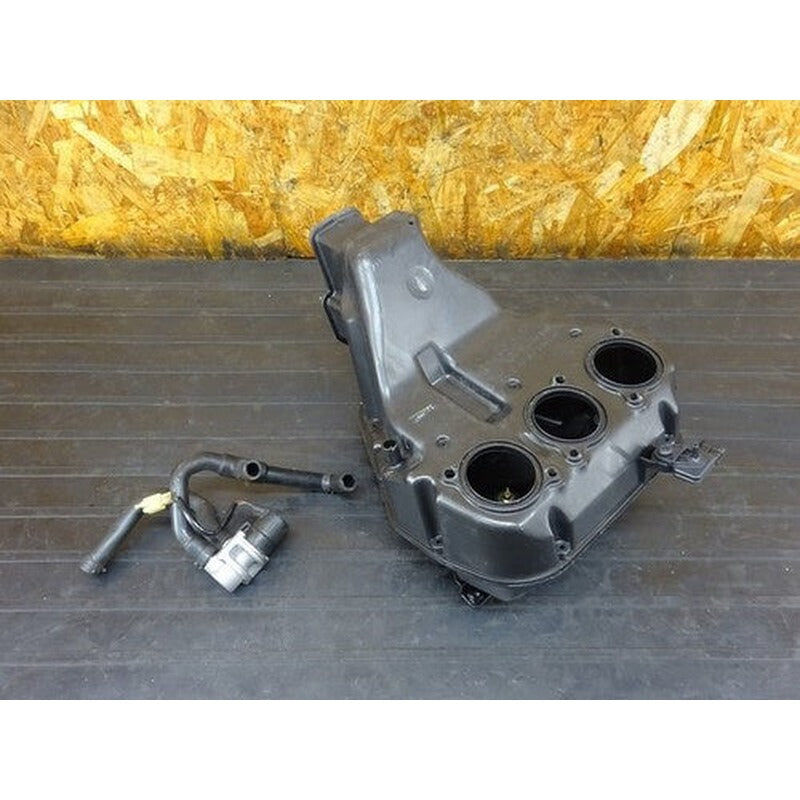 [USED] Triumph Street Triple 675 Air Cleaner Box Filter Airbox