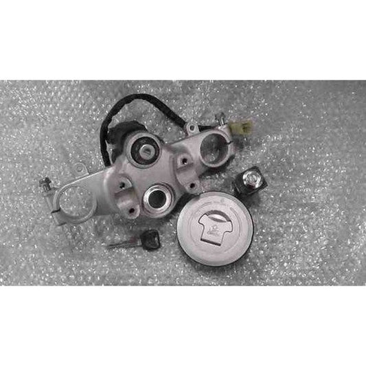 [USED] Honda VTR250 MC33 Ignition Key Set Used
