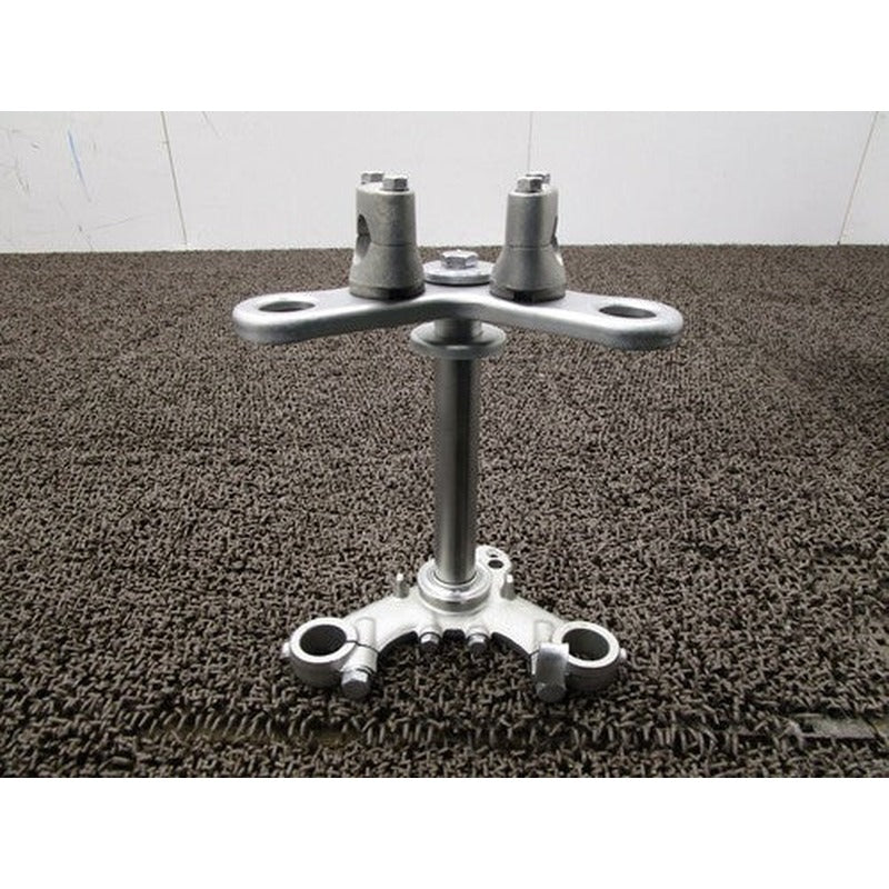 [USED] Yamaha RD50SP Top Bridge Stem 26mm Carburetor 6V
