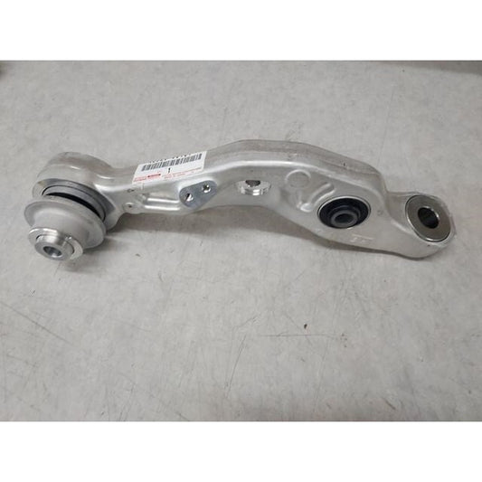 48620-50131 TOYOTA Genuine Lexus LS460 LS460L Arm Assy RH Front Suspension Lower