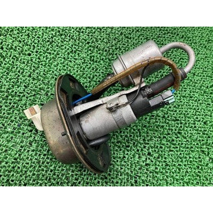 [USED] Honda CBR1100XX SC35 Super Blackbird Fuel Pump OEM