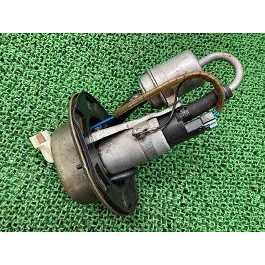 [USED] Honda CBR1100XX SC35 Super Blackbird Fuel Pump OEM
