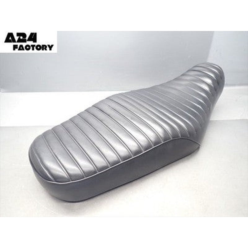 [USED] Kawasaki W800 Main Seat C2R8-1001 EJ800A 2012