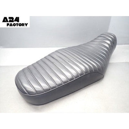 [USED] Kawasaki W800 Main Seat C2R8-1001 EJ800A 2012