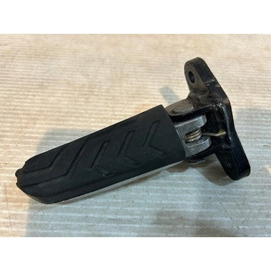 [USED] Moto Guzzi V7 I II 750 Special Classic Stone Cafe Front Footrest Peg Left
