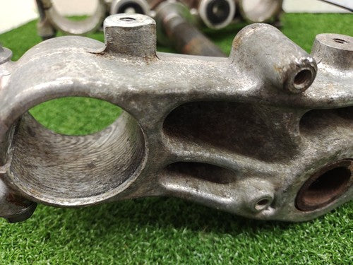 Kawasaki KDX200SR DX200G-004 Genuine OEM Steering Stem Top Bridge