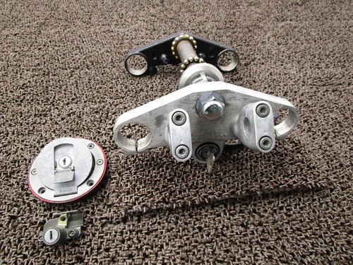 Yamaha FZ400 4YR Top Bridge Stem Main Key Set Used