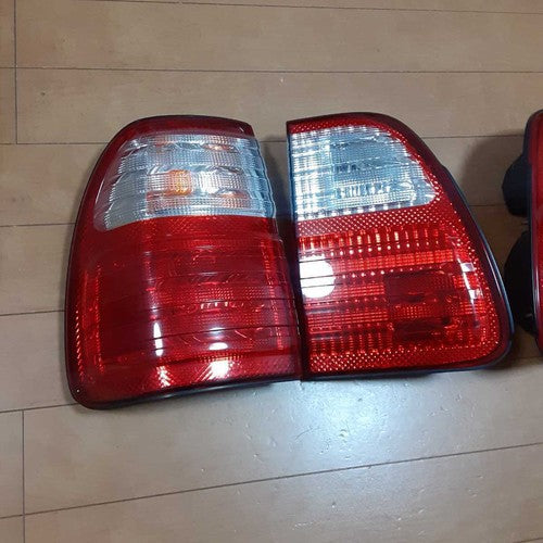 Toyota Land Cruiser 100 Genuine Taillights Tail Lights Lamps Set