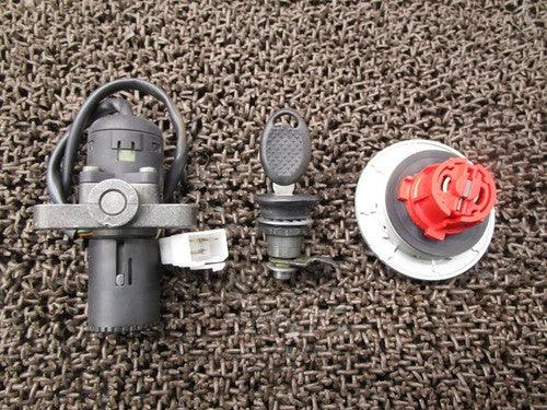 Aprilia RS50 AM6 Ignition Key Set Tank Cap SE Carburetor