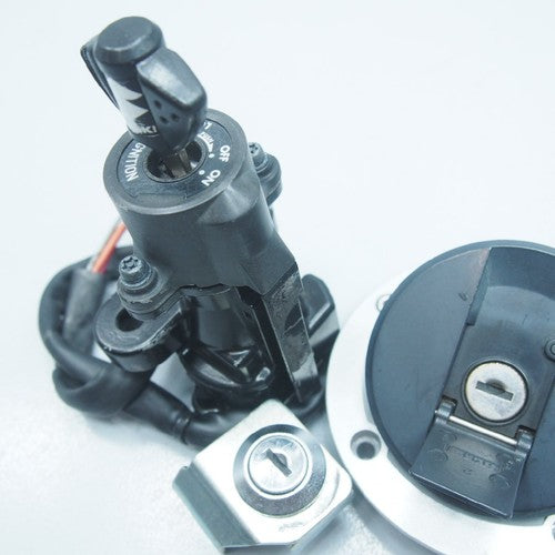 Suzuki GSX-R1000 L5 Genuine OEM Ignition Key Set 2015