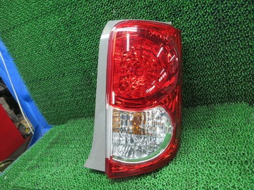 Toyota Corolla Rumion ZRE152 Taillights Tail Lights Lamps Right STANLEY 12-541