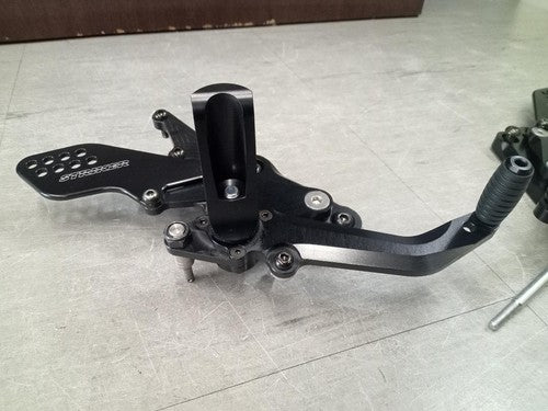 STRIKER Racing Rearset Kit Black for Suzuki GSX1300R Hayabusa 1999-2020