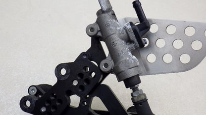 Striker Honda CBR954RR FireBlade Rearsets SC50