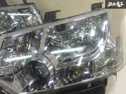 Mitsubishi Genuine CV5W Delica D:5 H22 HID Headlight Pair 100-87918