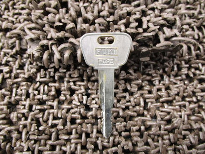 Yamaha FZ400 4YR Top Bridge Stem Main Key Set Used