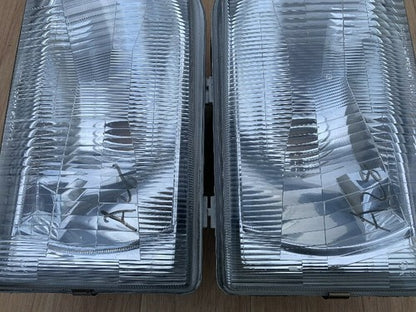 Honda Acty Truck HA4 HH3 HA3 HH4 Headlight left and right Set