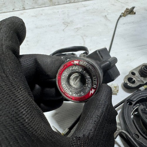 Kawasaki ZZR1400 ZXT40A Ignition Key Set Tank Cap Seat Lock
