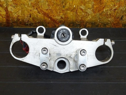 Yamaha XJR1300 RP01J RP03J Ignition Key Set Top Bridge