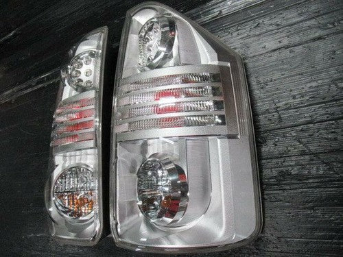 2008 Toyota Voxy ZRR70W ZRR75W Taillights Tail Lights Lamps Set OEM