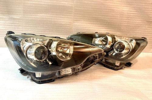 G's Toyota Aqua NHP10 Headlight Set Left Right Koito 52-247 LED