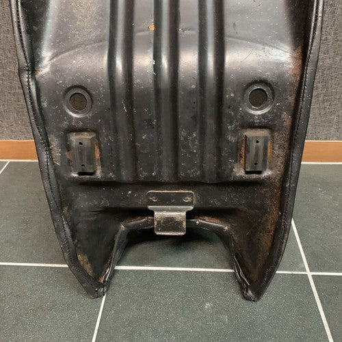 Suzuki GSX400F Genuine OEM Seat GSX400FS Rare
